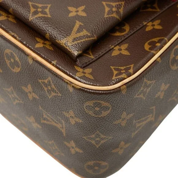 LOUIS VUITTON Brown Monogram Leather Bag - Picture 4 of 11